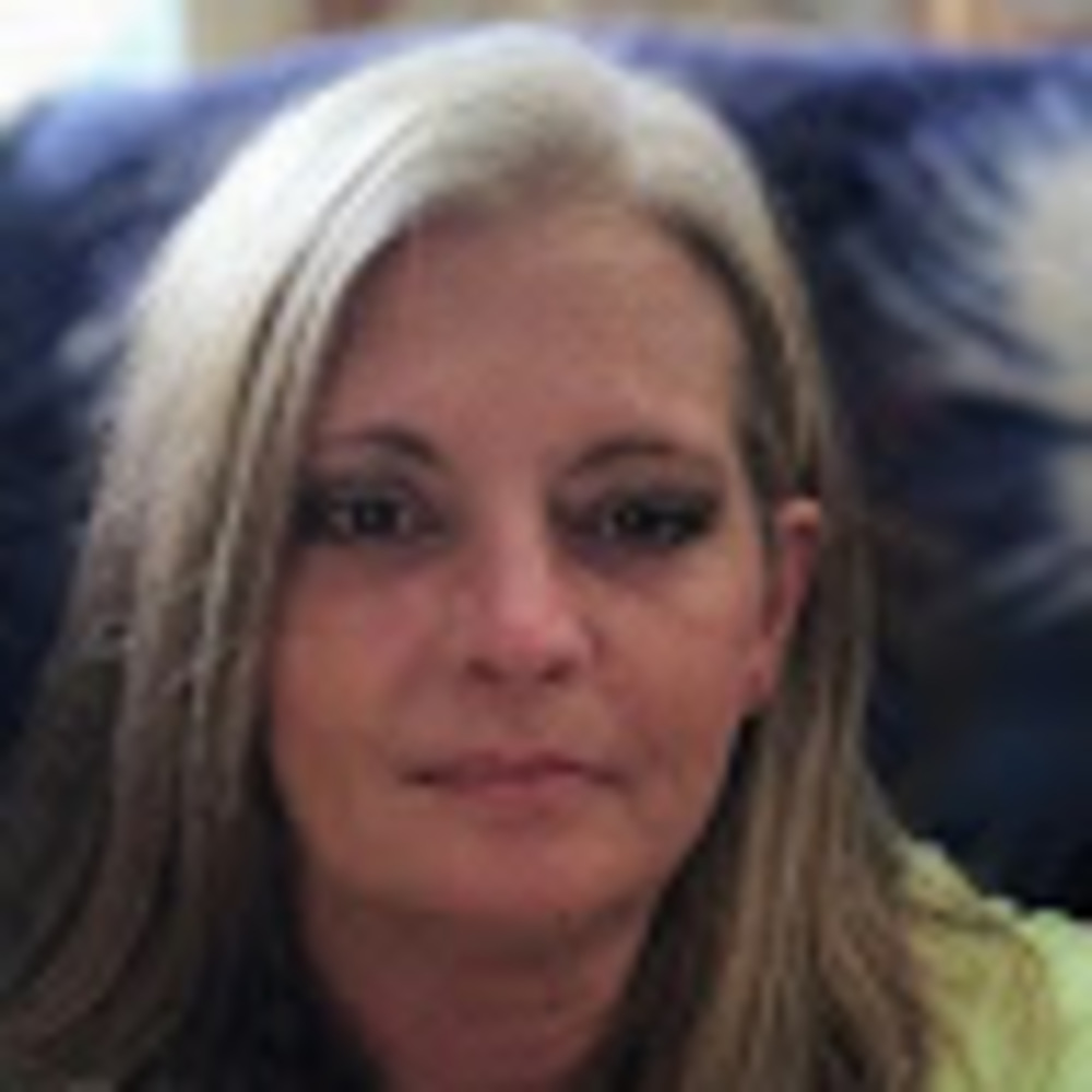 Meet your Posher, Carrie